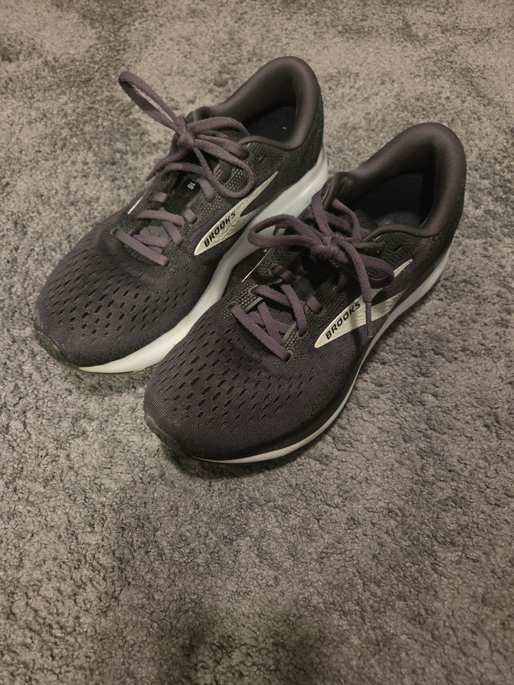 Brooks Women's Running Sneakers in Dark Gray